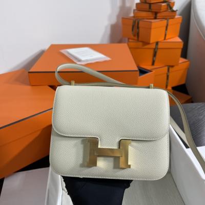 Constance 19 奶昔白 金扣Epsom皮