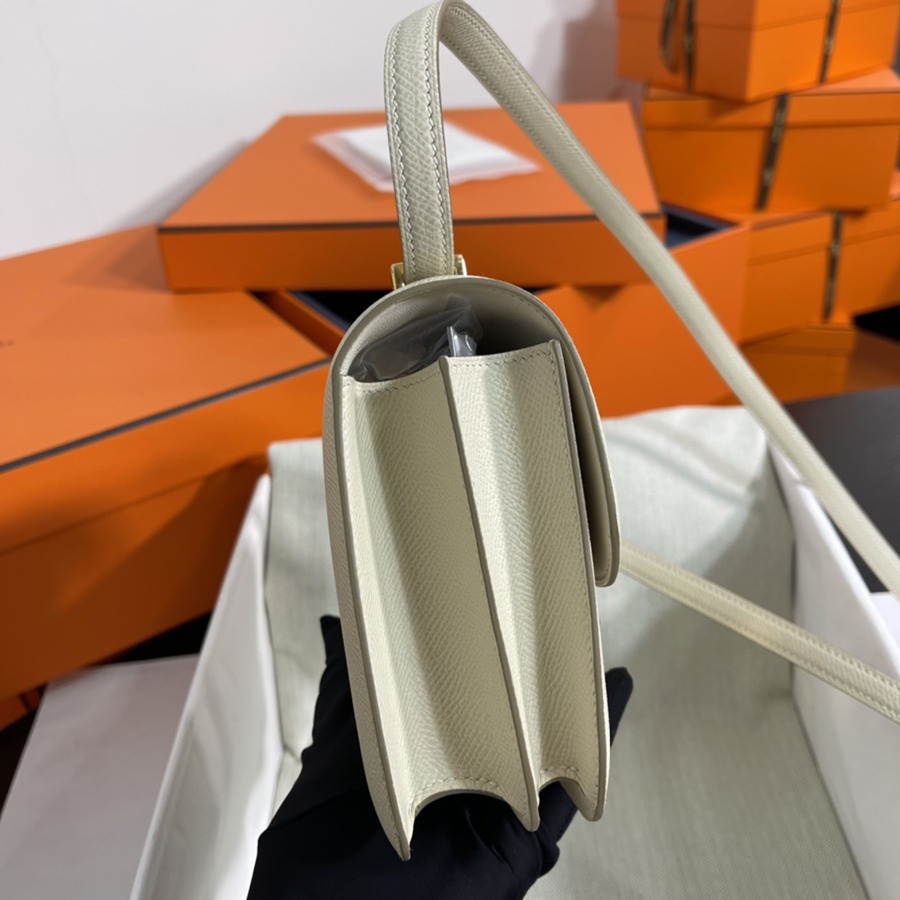 Constance 19 奶昔白 金扣Epsom皮_4