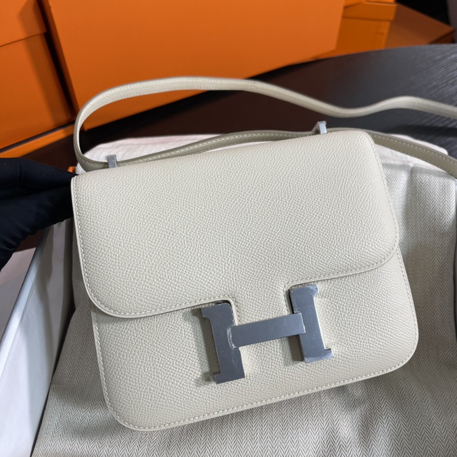 Constance 19 奶昔白 銀扣Epsom皮_2