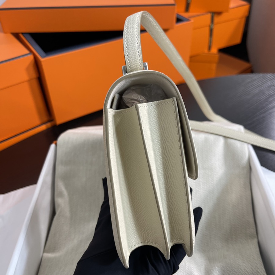 Constance 19 奶昔白 銀扣Epsom皮_4