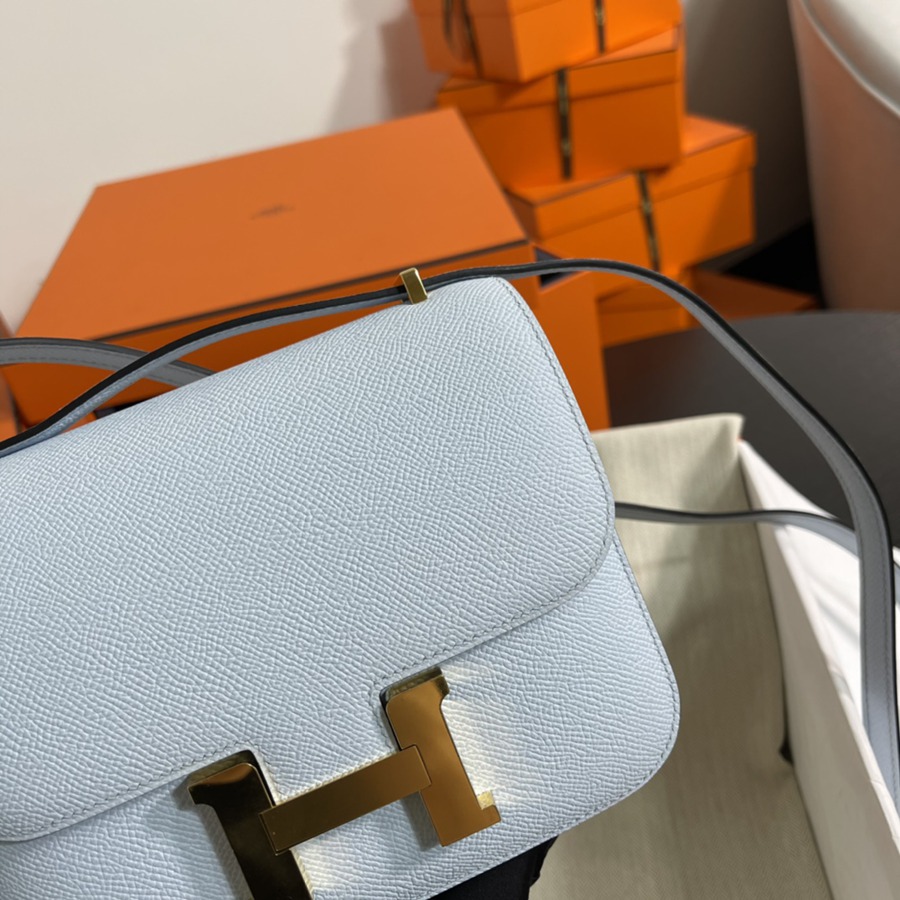 Constance 19 霧霾藍 金扣Epsom皮_3