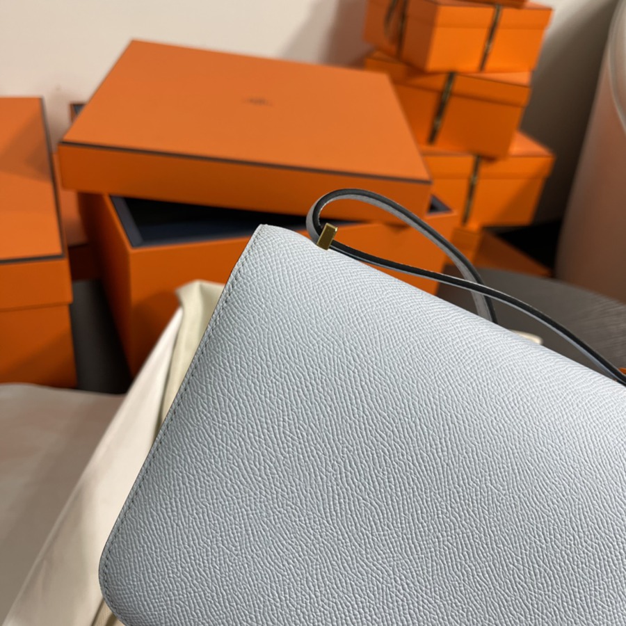 Constance 19 霧霾藍 金扣Epsom皮_6