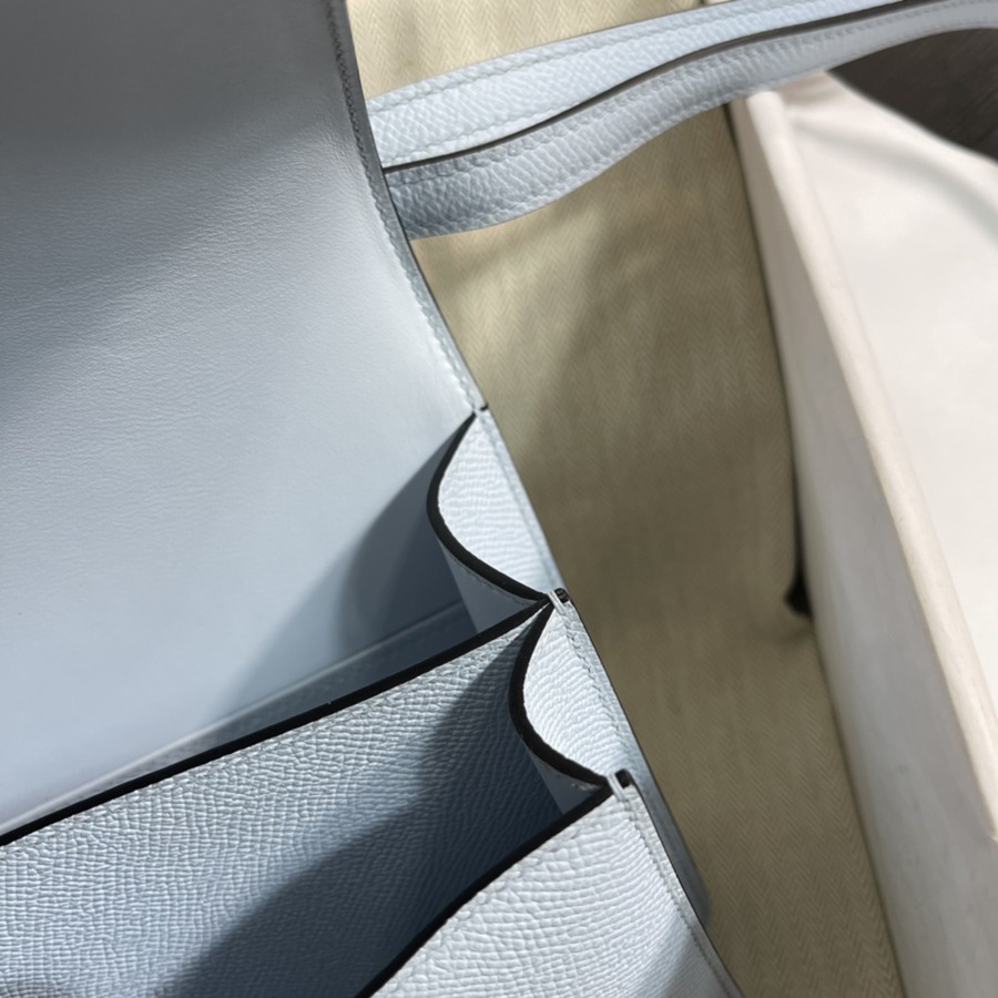 Constance 19 霧霾藍 金扣Epsom皮_8