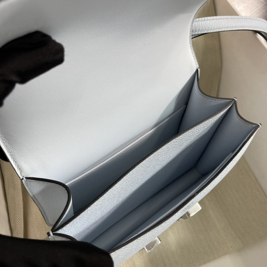 Constance 19 霧霾藍 銀扣Epsom皮_8