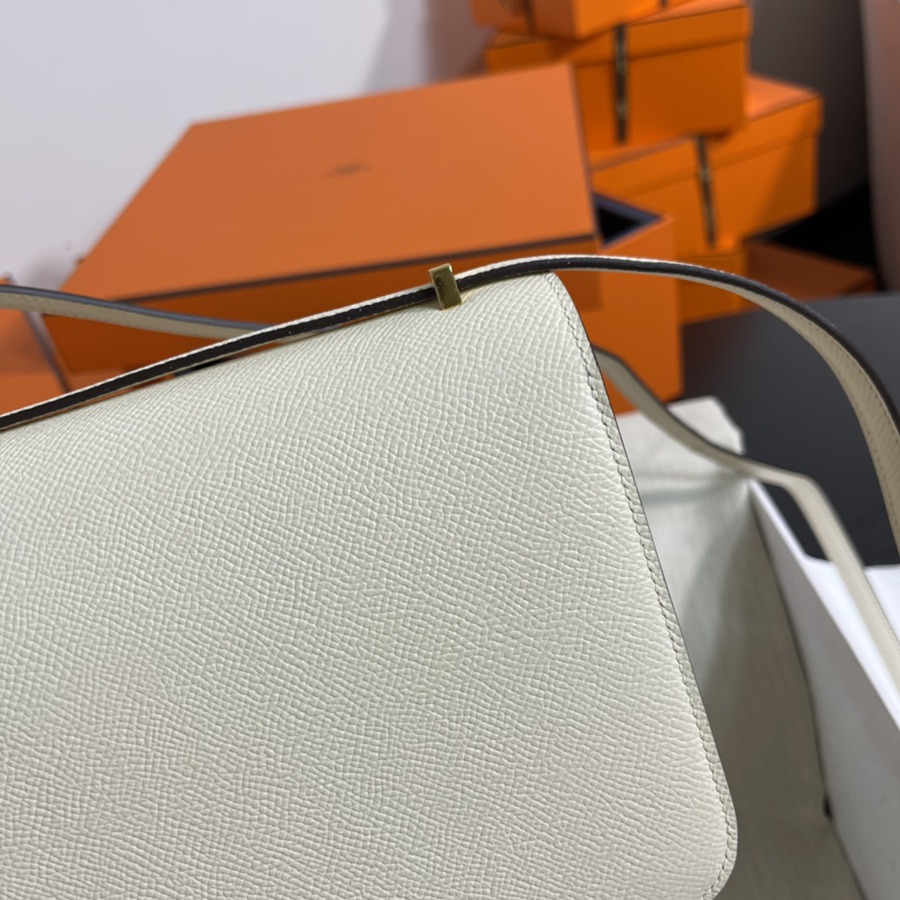 Constance 19 奶油白Epsom皮_4