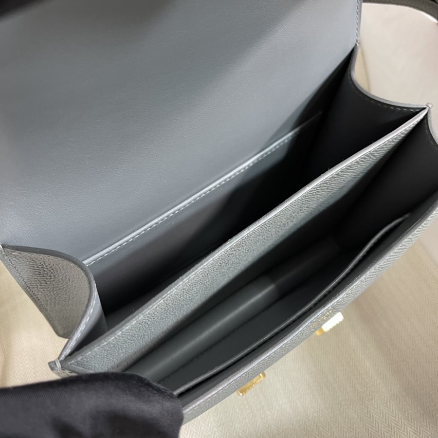 Constance 19 杏仁綠Epsom皮_9