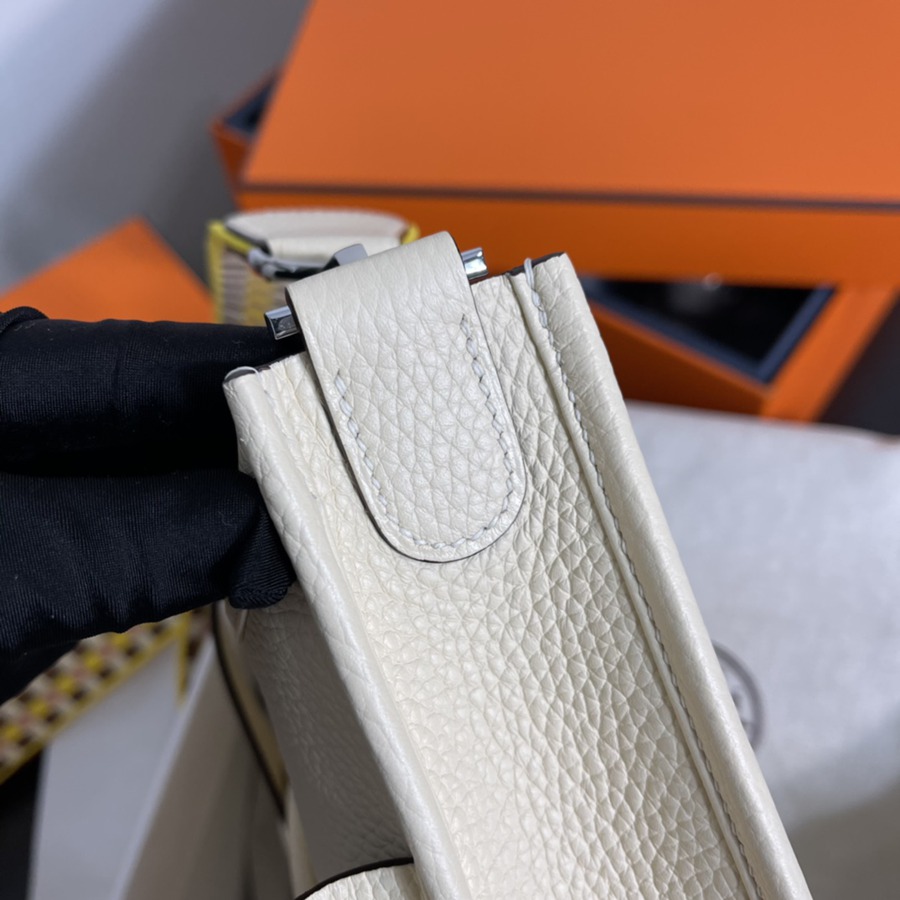 Evelyn 29CM Clemence TC皮 奶油白 銀扣_7