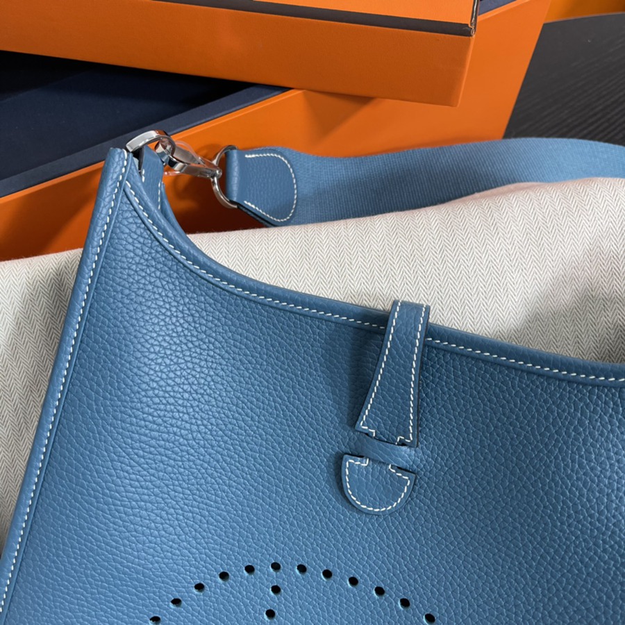 Evelyn 29CM Clemence TC皮 牛仔藍 銀扣_2