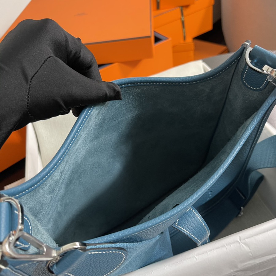 Evelyn 29CM Clemence TC皮 牛仔藍 銀扣_8