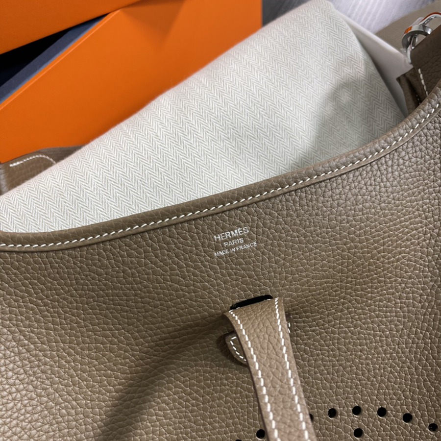 Evelyn 29CM Clemence TC皮 大象灰 銀扣_4