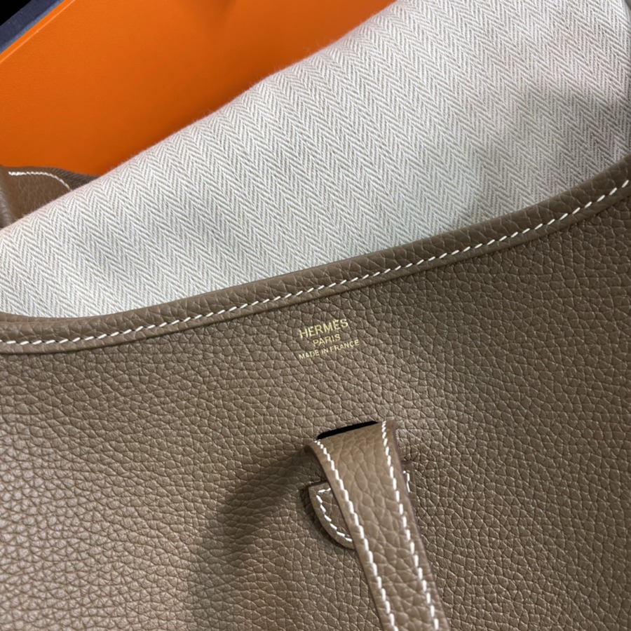 Evelyn 29CM Clemence TC皮 大象灰 金扣_4