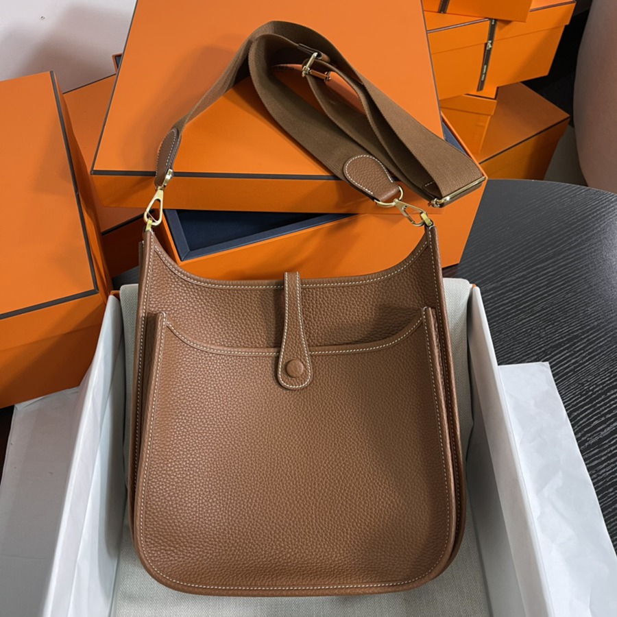 Evelyn 29CM Clemence TC皮 金棕 金扣_9