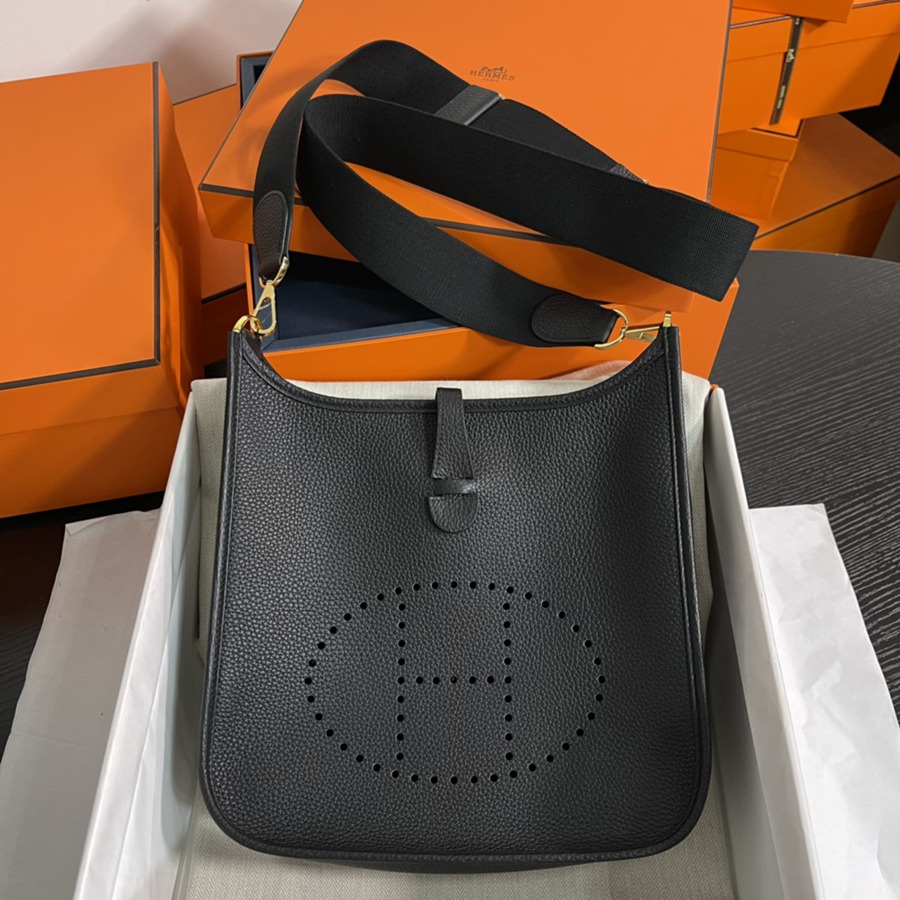 Evelyn 29CM Clemence TC皮 黑色 金扣_1