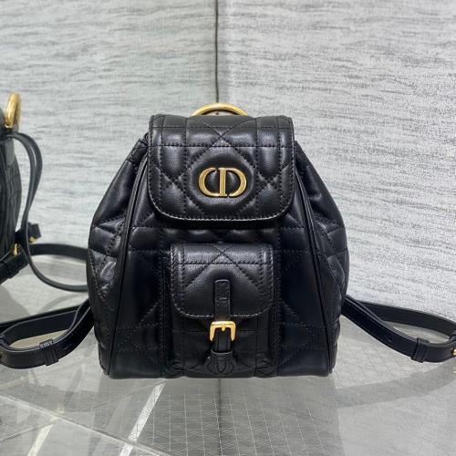 Caro 雙肩包黑色