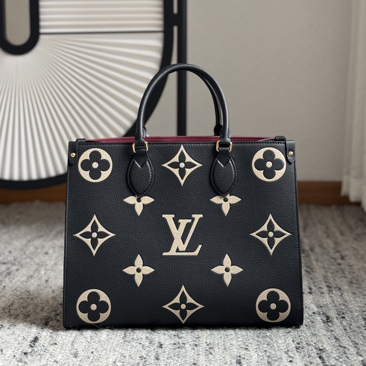 M45495 OnTheGo 中號手袋_1