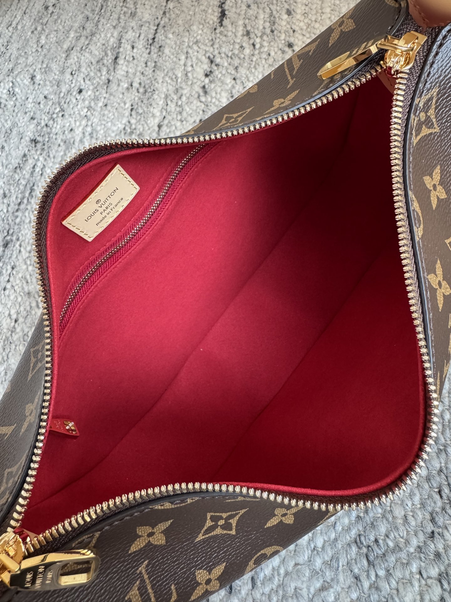 M11952 Slouchy 小號手袋_6