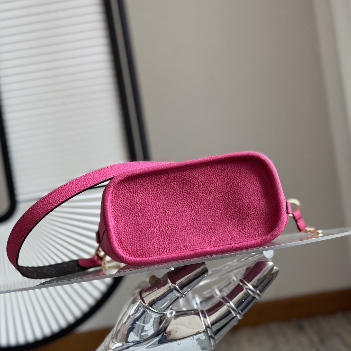 M12106 Neverfull Bandouliere Inside Out BB 手袋_7