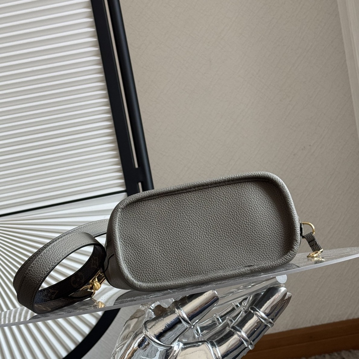 M12109 Neverfull Bandouliere Inside Out BB 手袋_9