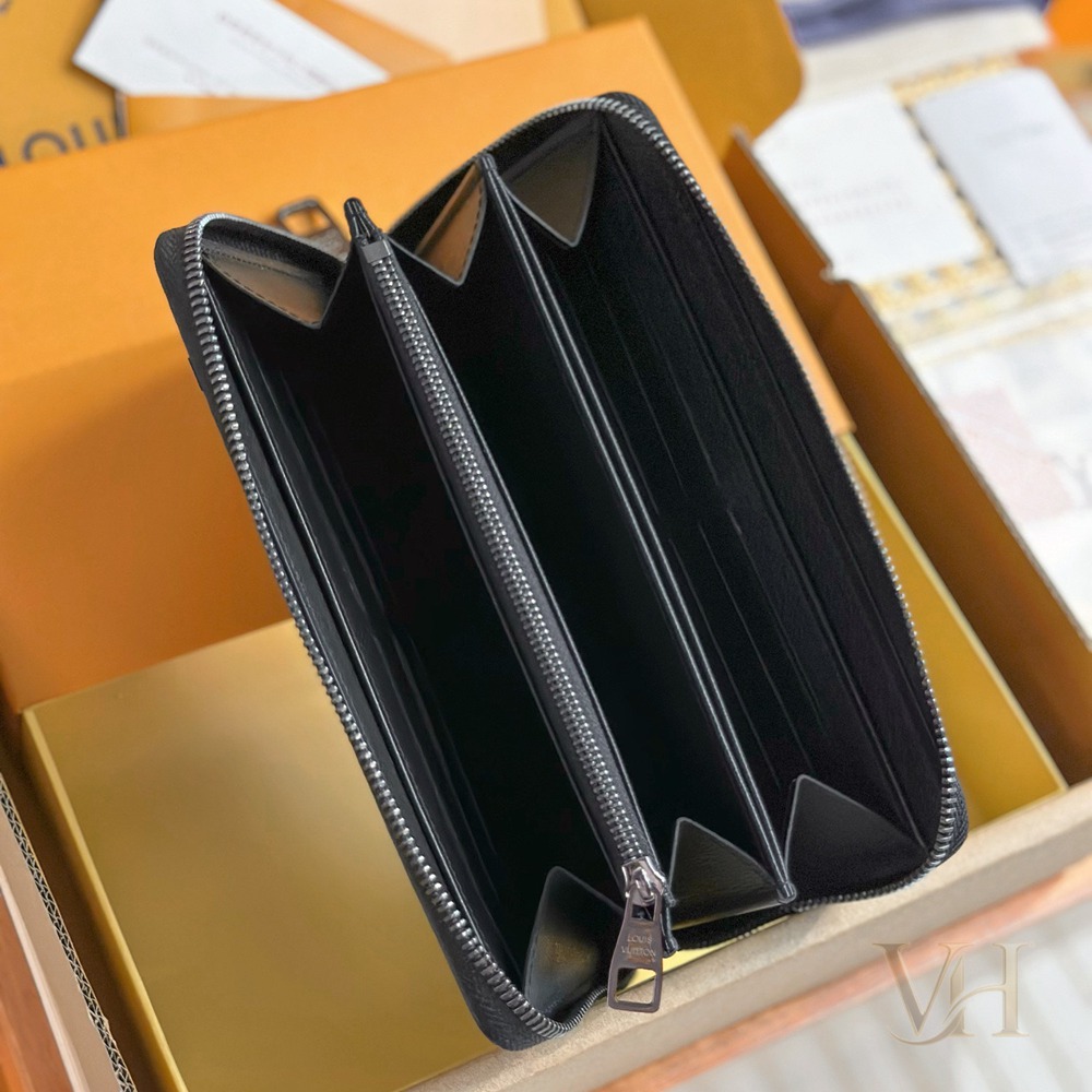 M60017 黑花Zippy 拉鏈錢夾_3