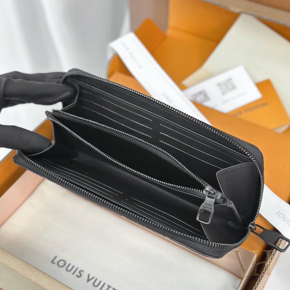 M11721 黑色 Zippy Horizontal 錢夾_4