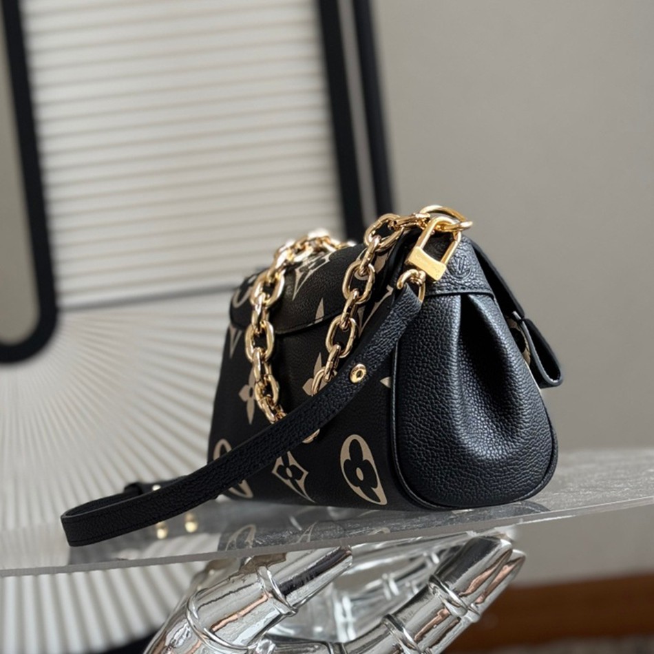 Favorite M45859 雲朵包_6