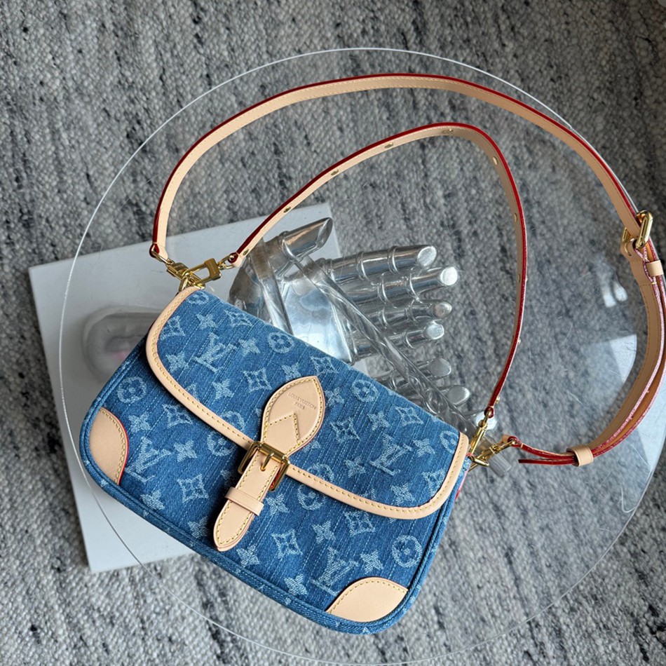 Diane M13070 丹寧法棍包_2