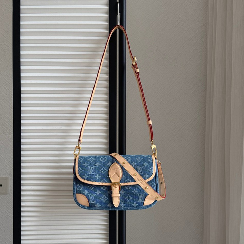 Diane M13070 丹寧法棍包_4