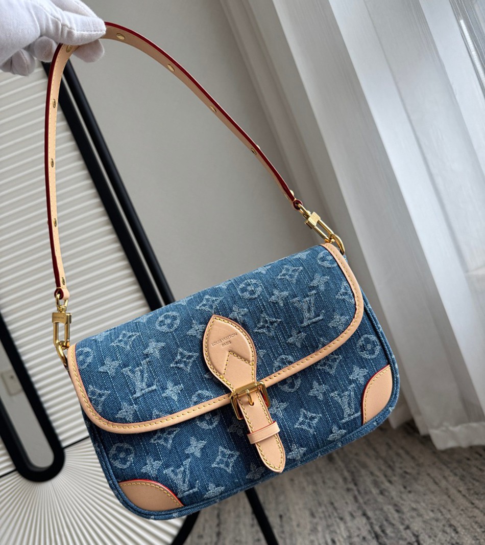 Diane M13070 丹寧法棍包_5