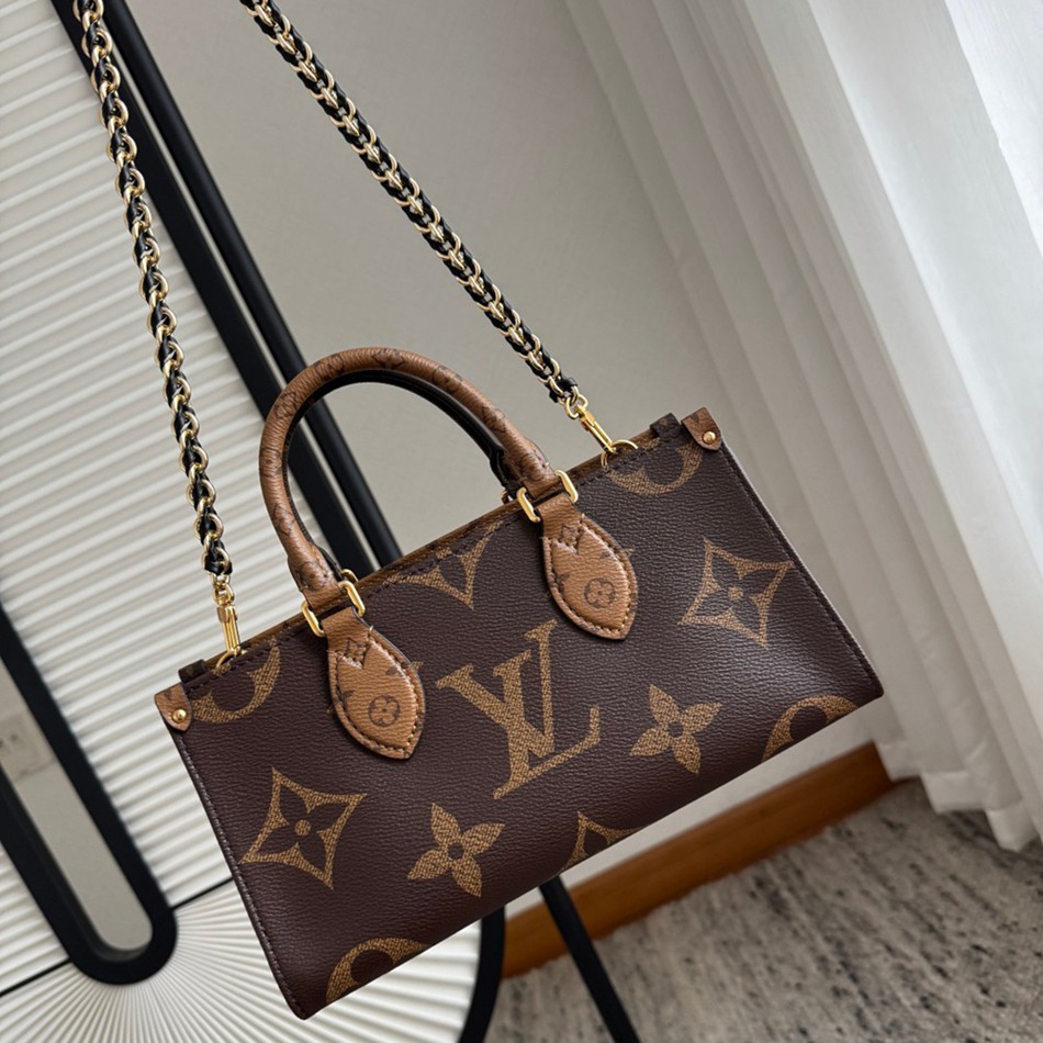 M14236 Onthego East West Chain 橫版托特包_2