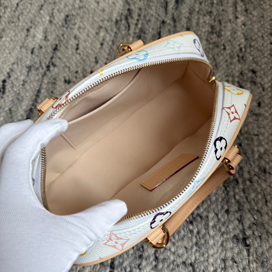 LvxTm Handbag East West M13084 保齡球包_5