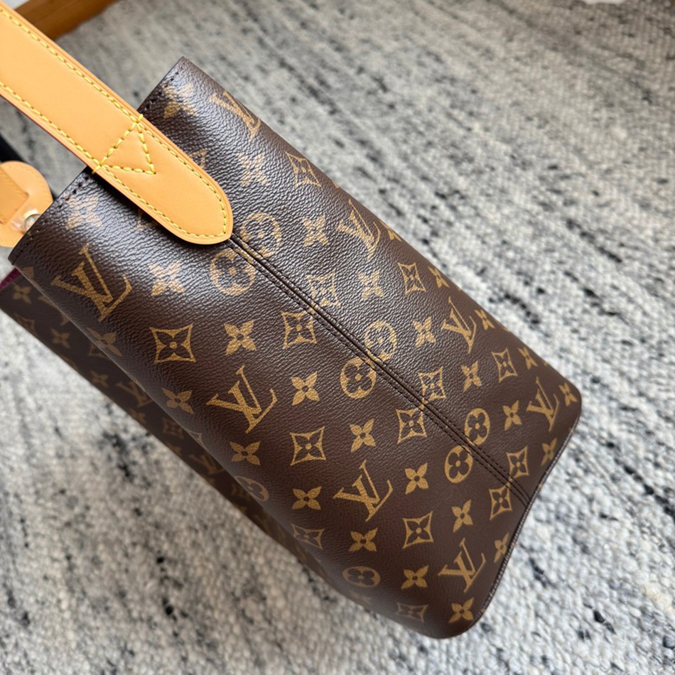 M12926 All In BB 水桶包大號_3