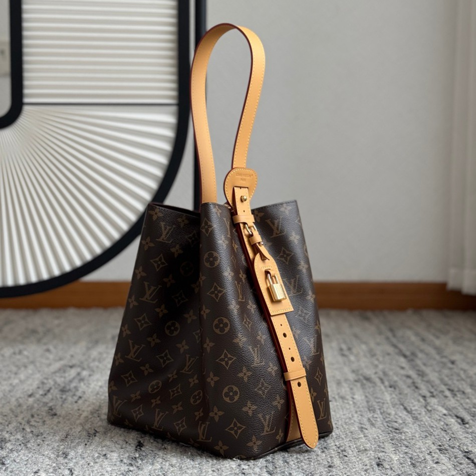 M12926 All In BB 水桶包大號_8