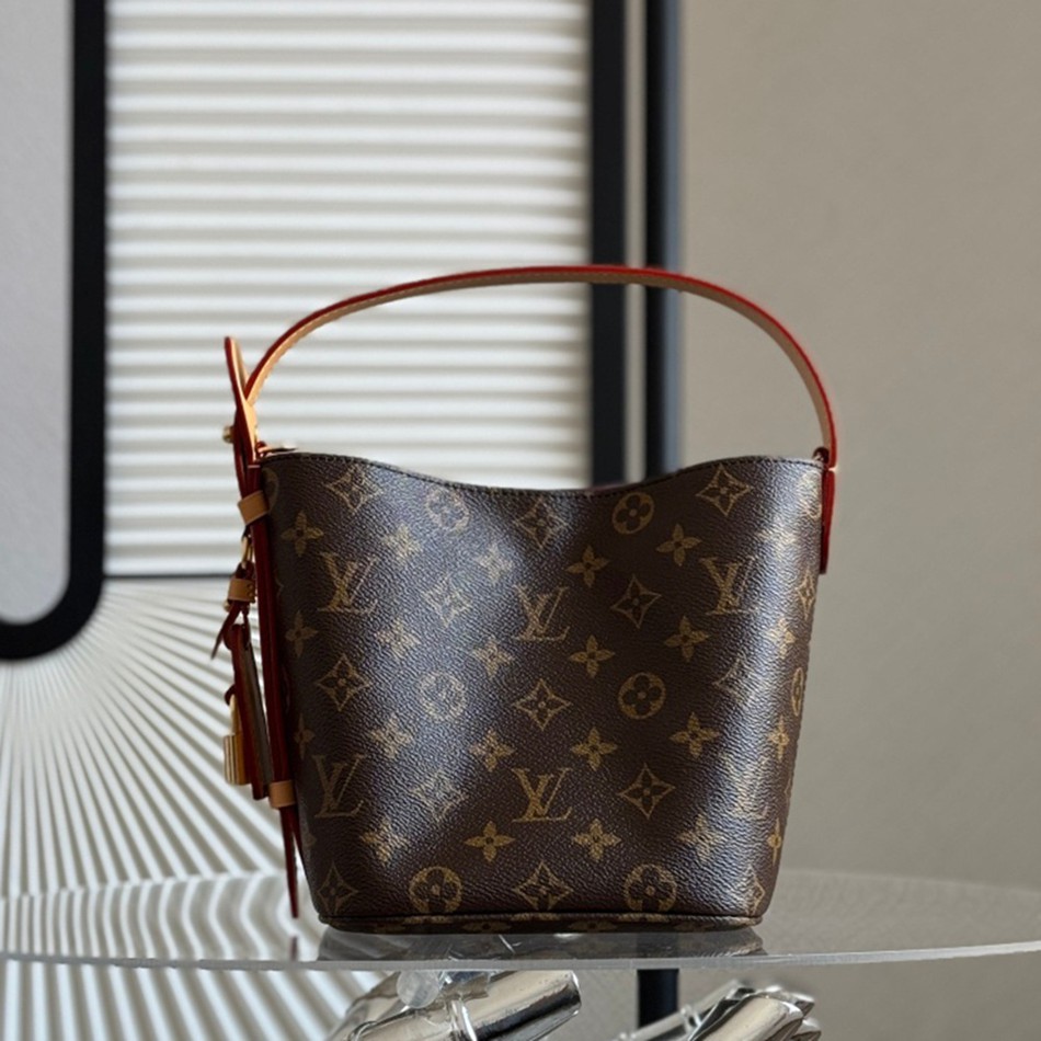 All In BB 手袋 M12925 水桶包