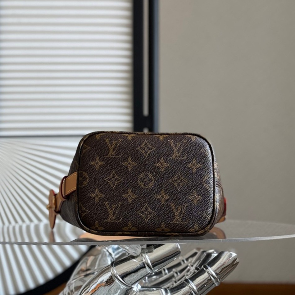 All In BB 手袋 M12925 水桶包_3