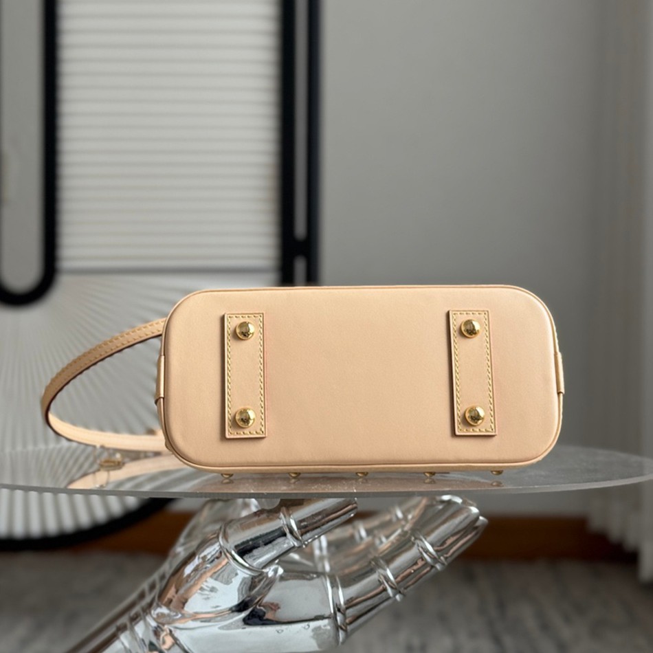 LvxTm Alma BB 手袋M13078 貝殼包_4