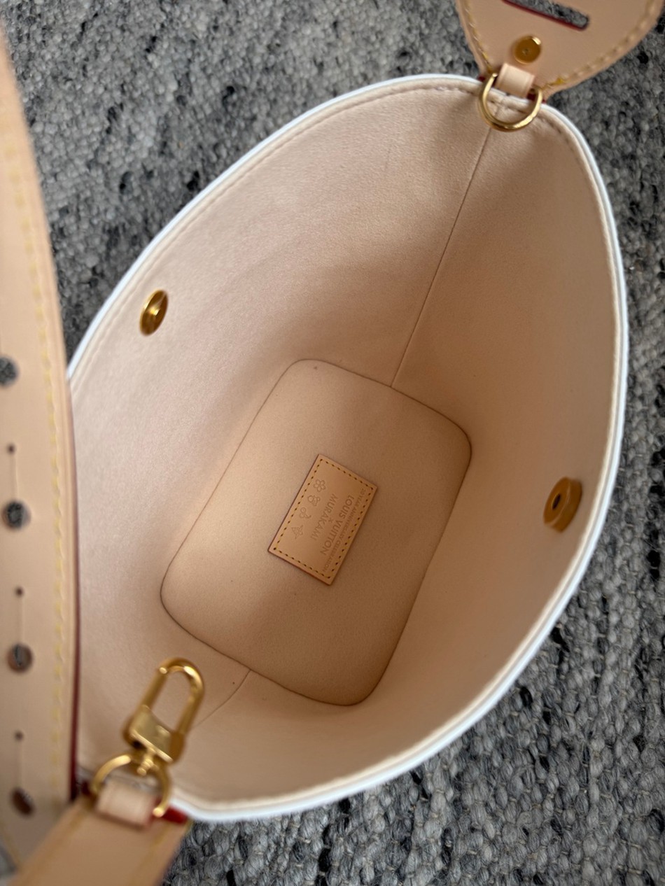 LvxTm All In BB M13089 水桶包_9