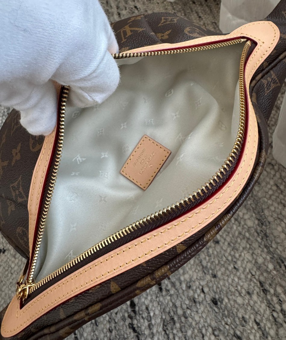 M46784 High Rise 胸包腰包_5