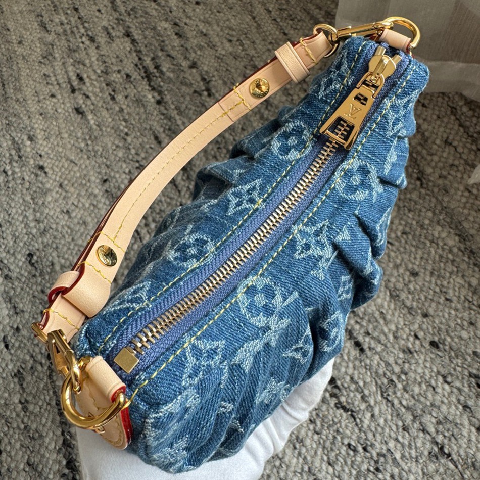 M13571 Pochette Valley 丹寧餃子包_3