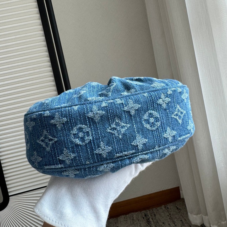 M13571 Pochette Valley 丹寧餃子包_5